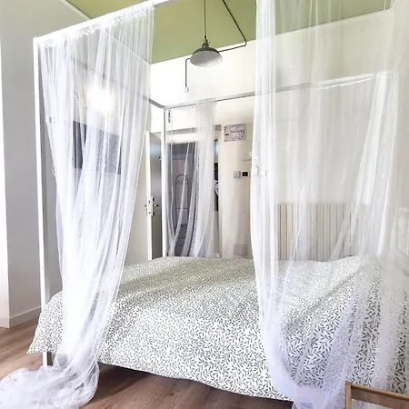 Pensión Daclaudia,it A Piedi 5 Min Dalla Stazione, 10 Min Dal Centro 3*